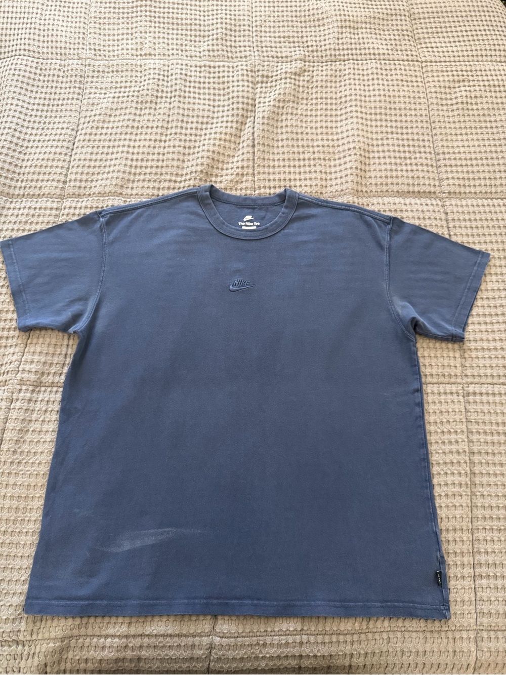 Nike Tee T-Shirt Heavyweight Men’s XL Loose Fit Navy Blue Short Sleeve Crew